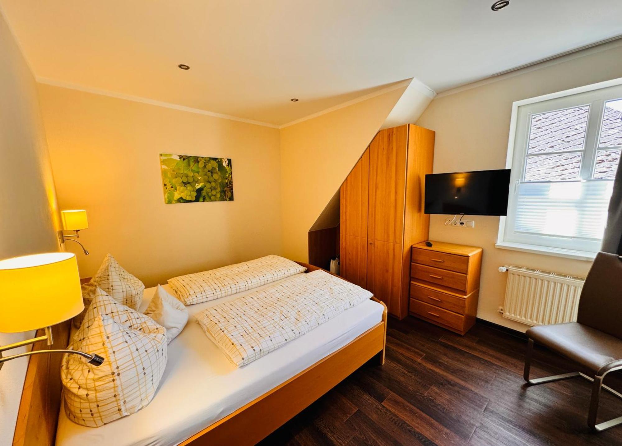 Hotel Ferienweingut Rudorfer à Valwig Chambre photo